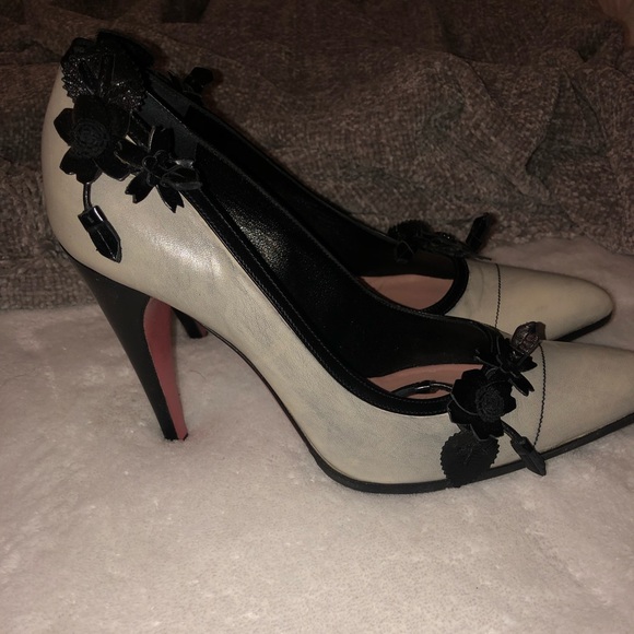 Prada Heels - Picture 4 of 8